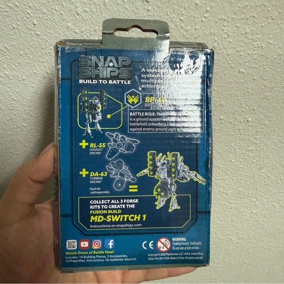 Snap Ships Build to Battle BP-48 Biped Mech Construction Toy - Picture 2 of 3